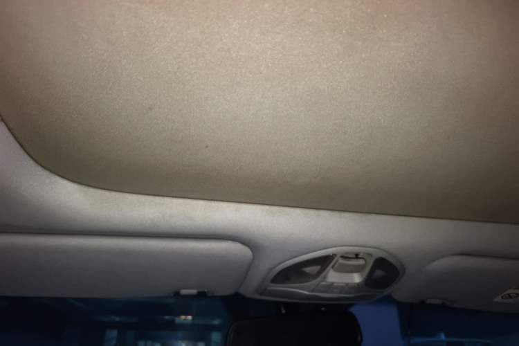 Used Hyundai Santa Fe 2013 Revised Version 2.4L Automatic All-Wheel Drive Smart Type Headliner
