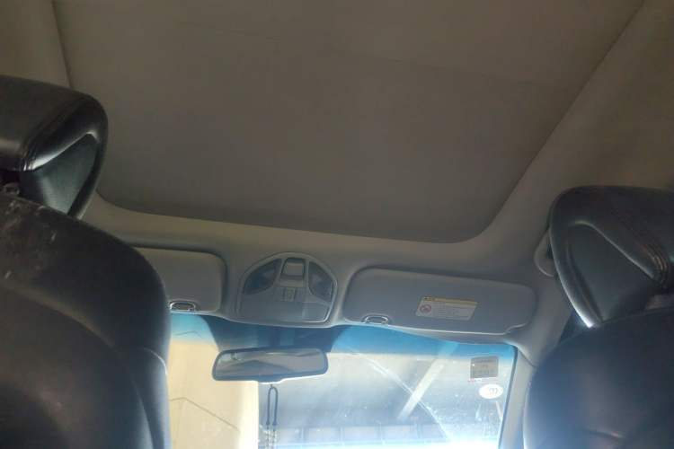 Used Hyundai Santa Fe 2013 2.4L Automatic Two-Wheel Drive Smart Version Headliner