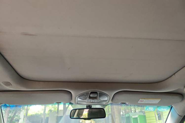 Used Hyundai Santa Fe 2013 Revised Version 2.4L Automatic All-Wheel Drive Smart Type Headliner