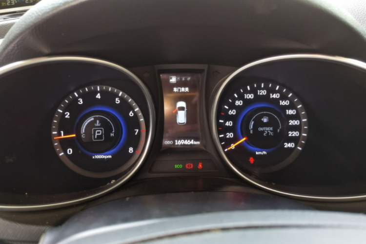 Used Hyundai Santa Fe 2013 2.4L Automatic Two-Wheel Drive Smart Version Instrument Cluster
