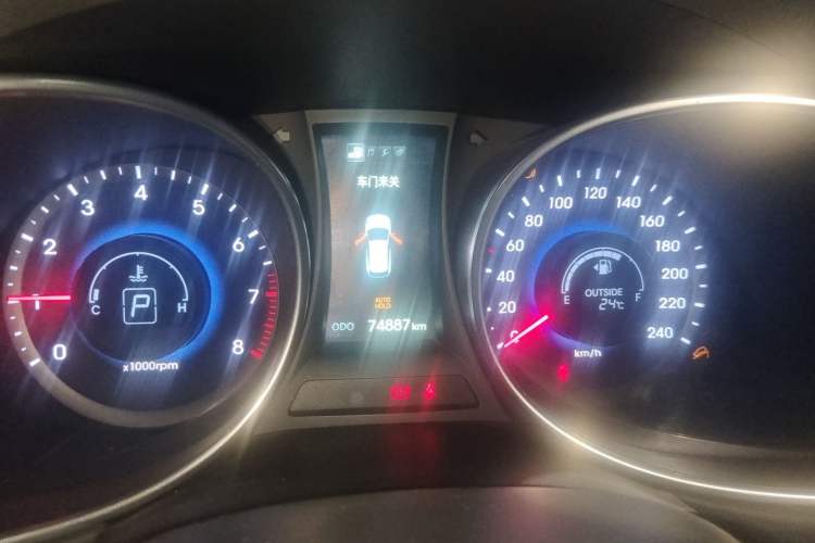 Used Hyundai Santa Fe 2013 2.4L Automatic 2WD Comfort Edition Instrument Cluster