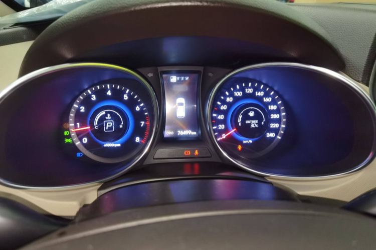 Used Hyundai Santa Fe 2013 2.0T Automatic Two-Wheel Drive Fashion Edition Instrument Cluster
