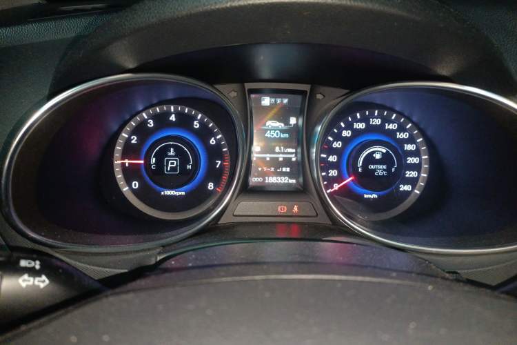 Used Hyundai Santa Fe 2013 2.4L Automatic Two-Wheel Drive Smart Version Instrument Cluster