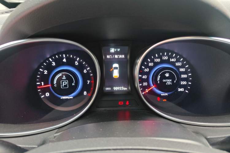 Used Hyundai Santa Fe 2013 Revised Version 2.4L Automatic All-Wheel Drive Smart Type Instrument Cluster