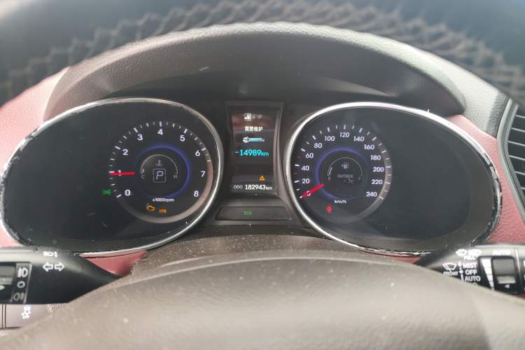Used Hyundai Santa Fe 2013 2.0T Automatic All-Wheel Drive Prestige Version Instrument Cluster
