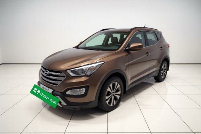 Used Hyundai Santa Fe 2013 2.4L Automatic Two-Wheel Drive Smart Version