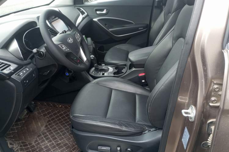 Used Hyundai Santa Fe 2013 Revised Version 2.4L Automatic All-Wheel Drive Smart Type Left Front Seat