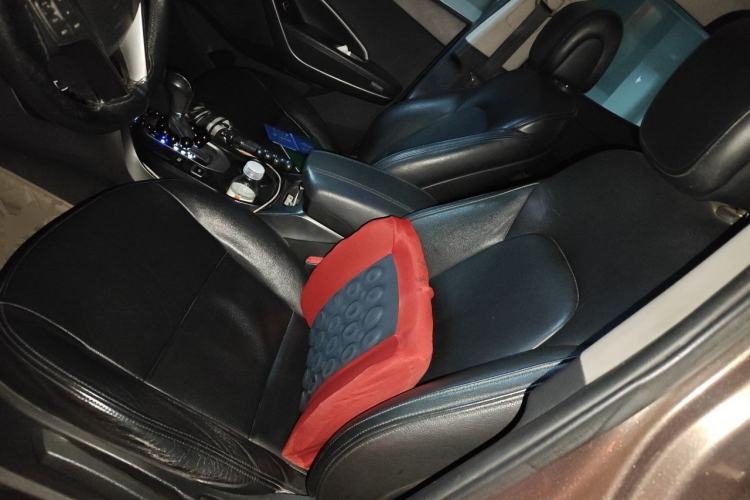 Used Hyundai Santa Fe 2013 2.4L Automatic 2WD Comfort Edition Left Front Seat