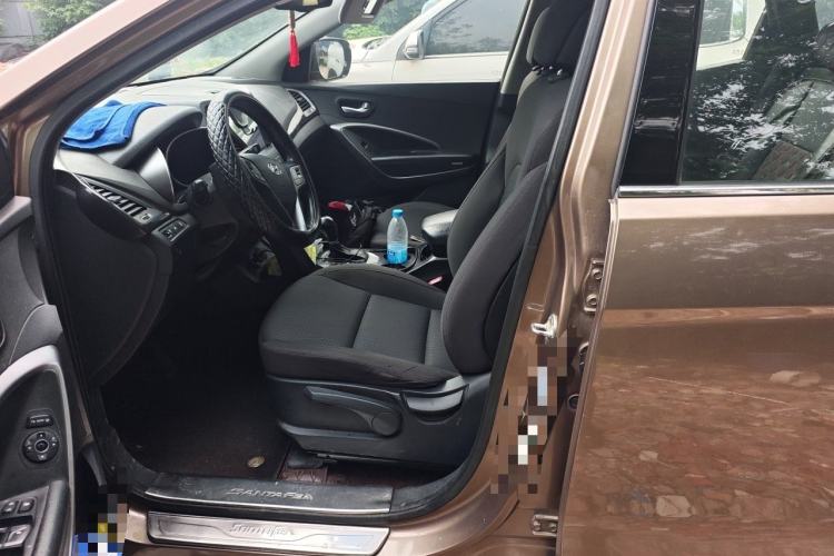 Used Hyundai Santa Fe 2013 2.4L Automatic 2WD Comfort Edition Left Front Seat