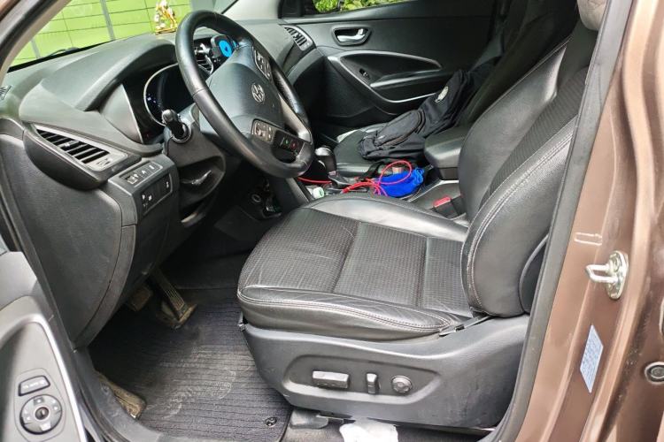 Used Hyundai Santa Fe 2013 Revised Version 2.4L Automatic All-Wheel Drive Smart Type Left Front Seat