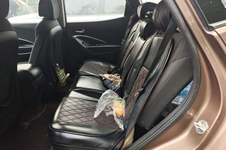 Used Hyundai Santa Fe 2013 2.4L Automatic 2WD Comfort Edition Left Rear Seat