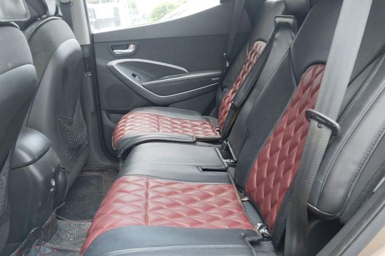 Used Hyundai Santa Fe 2013 2.4L Automatic 2WD Comfort Edition Left Rear Seat