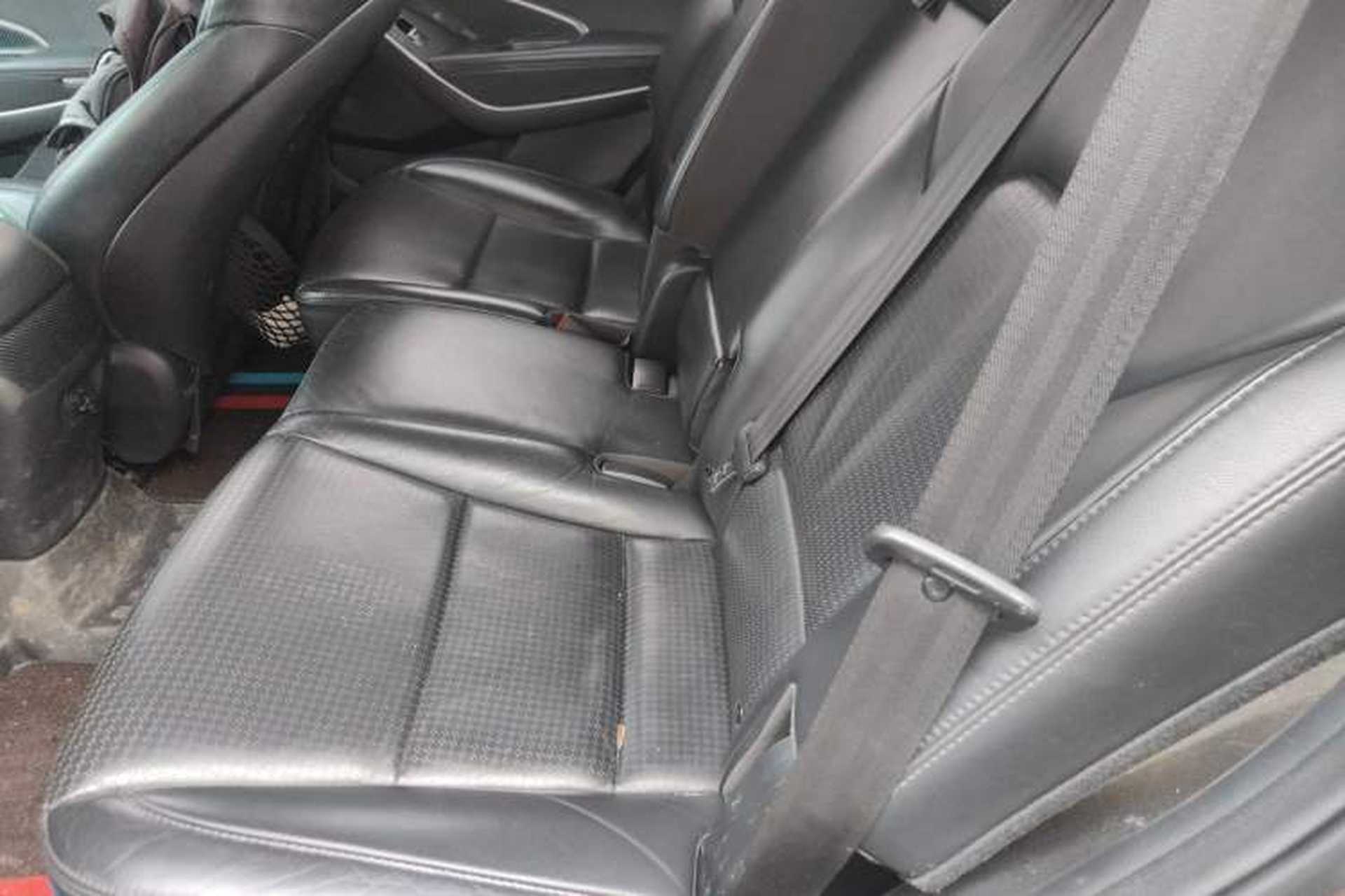 Used Hyundai Santa Fe 2013 2.0T Automatic All-Wheel Drive Top Trim Left Rear Seat