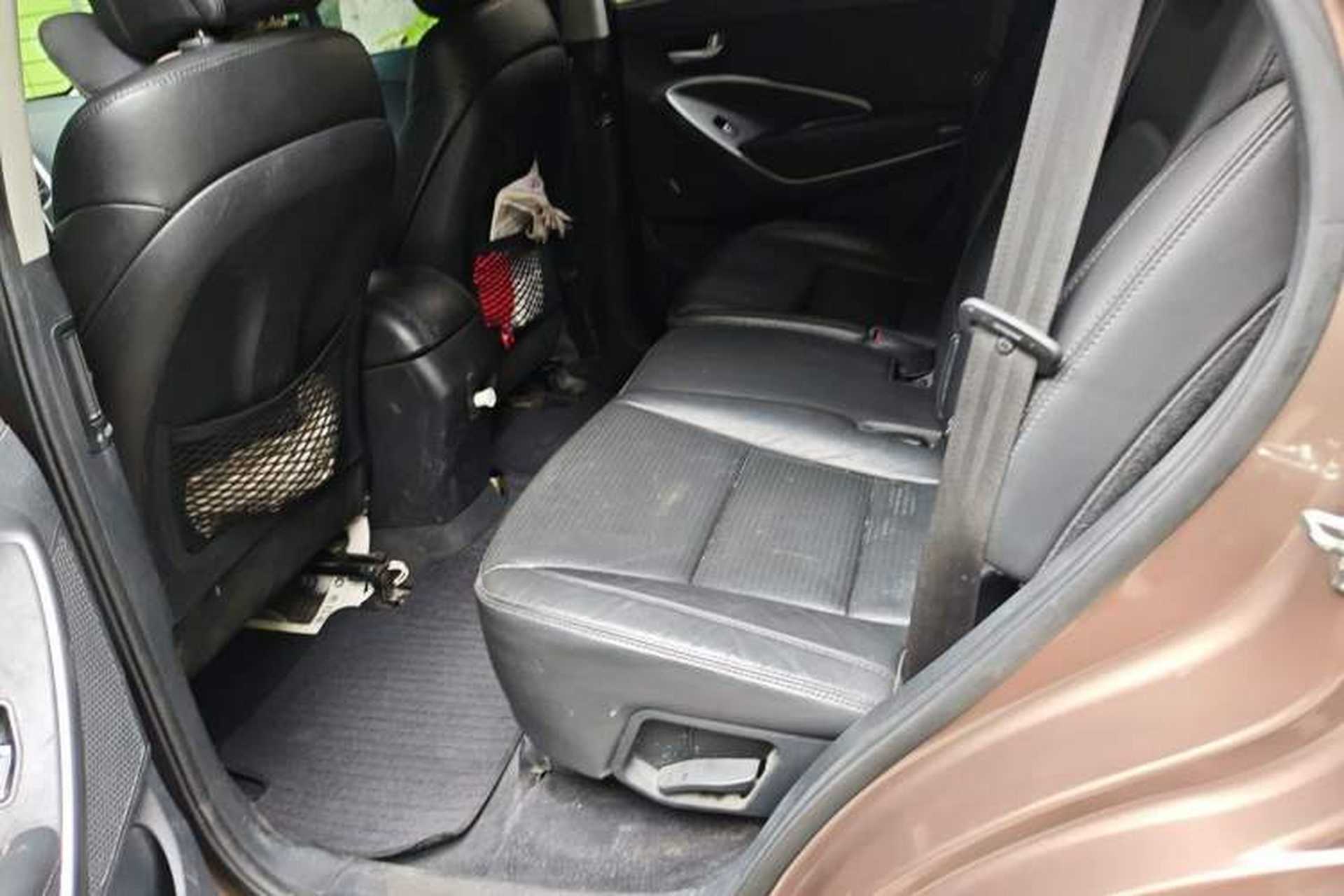 Used Hyundai Santa Fe 2013 Revised Version 2.4L Automatic All-Wheel Drive Smart Type Left Rear Seat