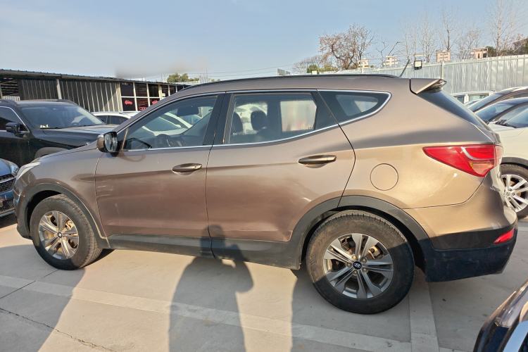 Used Hyundai Santa Fe 2013 2.4L Automatic 2WD Comfort Edition Left Side
