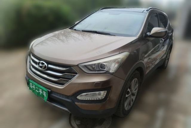 Ojetý Hyundai Santa Fe 2013 2.4L Automatic 4x4 Prestige Edition