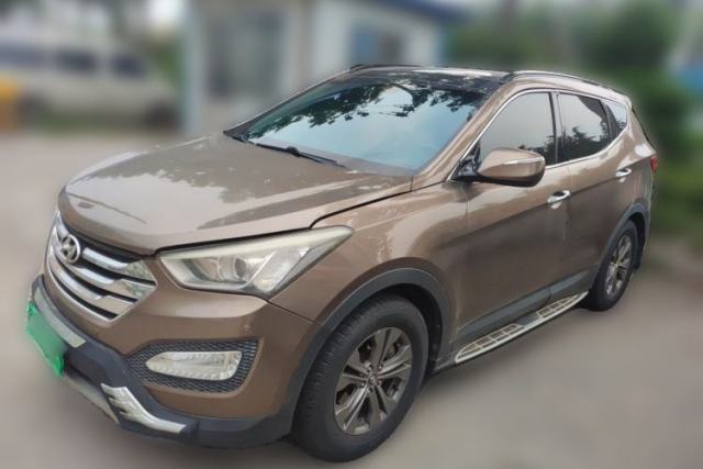 Used Hyundai Santa Fe 2013 2.4L Automatic Two-Wheel Drive Smart Version