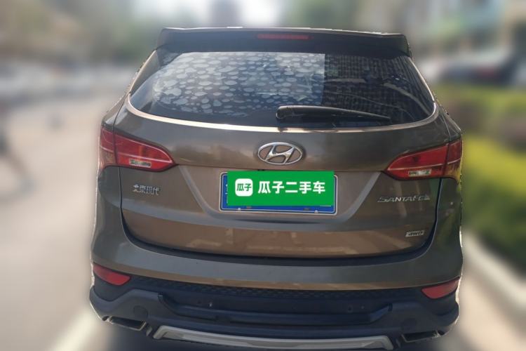 Used Hyundai Santa Fe 2013 Revised Version 2.4L Automatic All-Wheel Drive Smart Type Rear