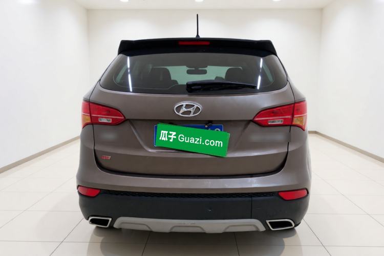 Used Hyundai Santa Fe 2013 2.0T Automatic Two-Wheel Drive Fashion Edition Rear