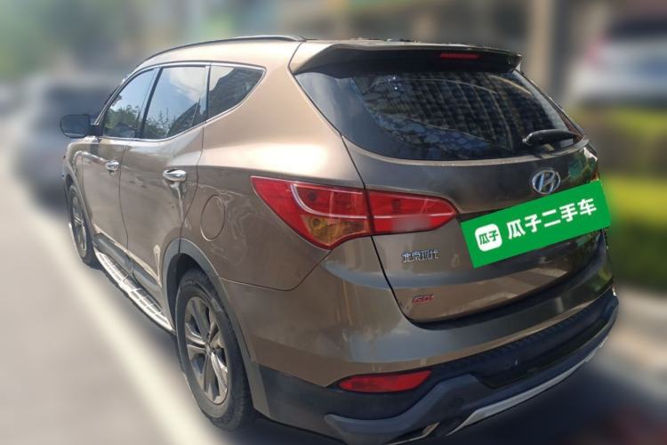 Used Hyundai Santa Fe 2013 Revised Version 2.4L Automatic All-Wheel Drive Smart Type Rear Left 45 Deg