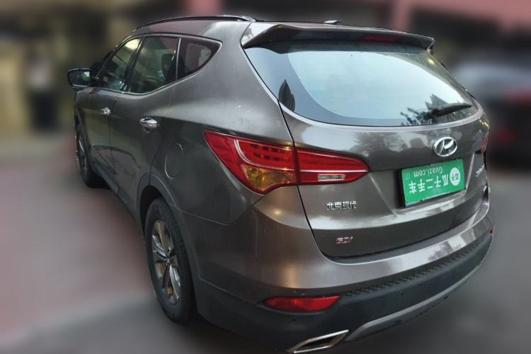 Used Hyundai Santa Fe 2013 Revised Version 2.4L Automatic All-Wheel Drive Smart Type Rear Left 45 Deg