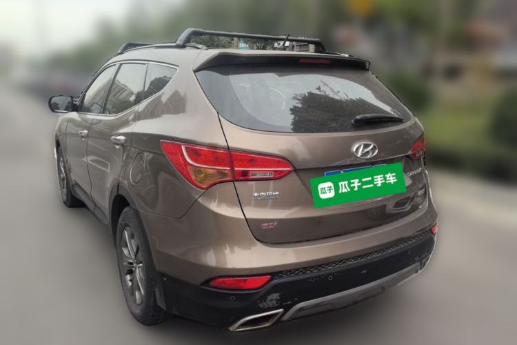 Used Hyundai Santa Fe 2013 2.4L Automatic 4x4 Smart Version Rear Left 45 Deg