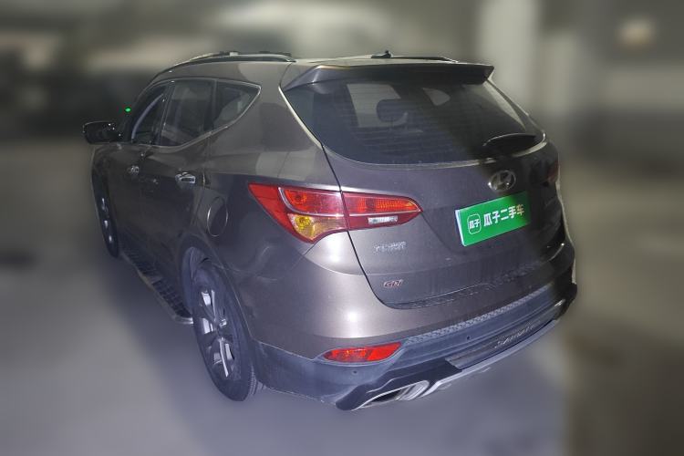 Used Hyundai Santa Fe 2013 2.4L Automatic 4x4 Prestige Edition Rear Left 45 Deg