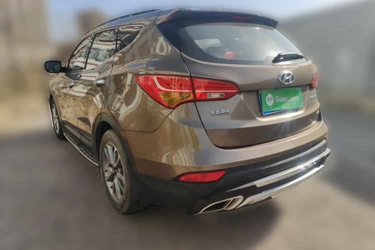Used Hyundai Santa Fe 2013 Revised Version 2.4L Automatic All-Wheel Drive Luxury Trim Rear Left 45 Deg