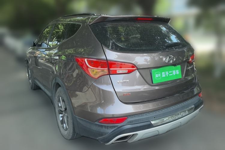 Used Hyundai Santa Fe 2013 2.4L Automatic Two-Wheel Drive Smart Version Rear Left 45 Deg