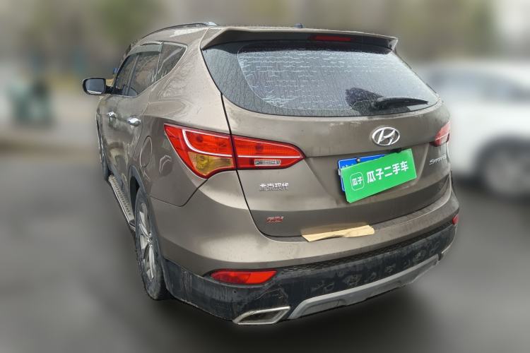 Used Hyundai Santa Fe 2013 2.4L Automatic Two-Wheel Drive Smart Version Rear Left 45 Deg