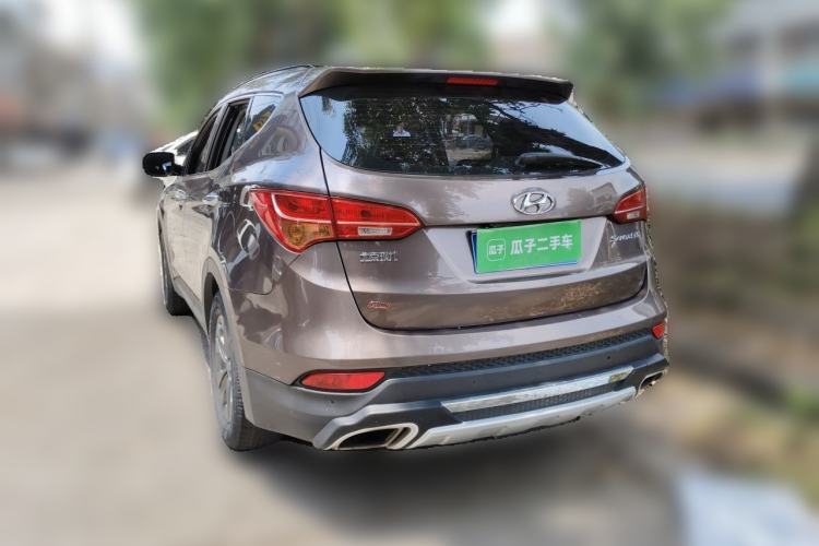 Used Hyundai Santa Fe 2013 2.4L Automatic Two-Wheel Drive Smart Version Rear Left 45 Deg
