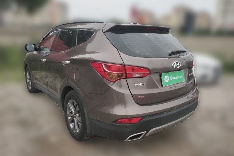Used Hyundai Santa Fe 2013 2.4L Automatic Two-Wheel Drive Smart Version Rear Left 45 Deg