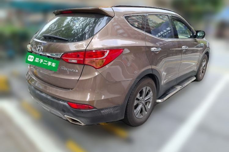 Used Hyundai Santa Fe 2013 2.4L Automatic Two-Wheel Drive Smart Version Rear Right 45 Deg