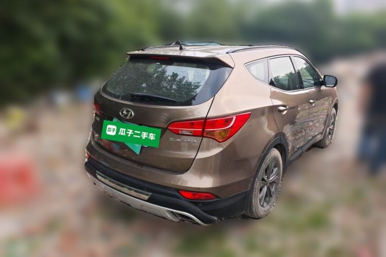 Used Hyundai Santa Fe 2013 2.4L Automatic 2WD Comfort Edition Rear Right 45 Deg