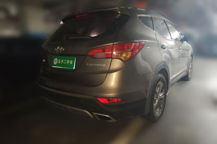 Used Hyundai Santa Fe 2013 2.4L Automatic 4x4 Smart Version Rear Right 45 Deg