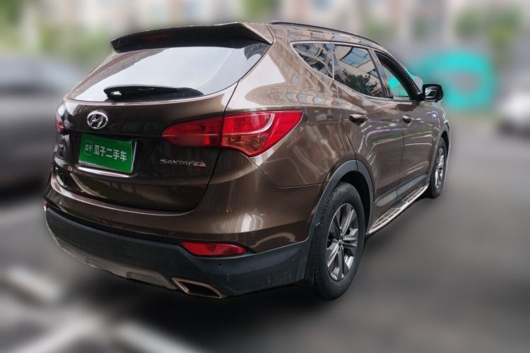 Used Hyundai Santa Fe 2013 2.4L Automatic 2WD Comfort Edition Rear Right 45 Deg