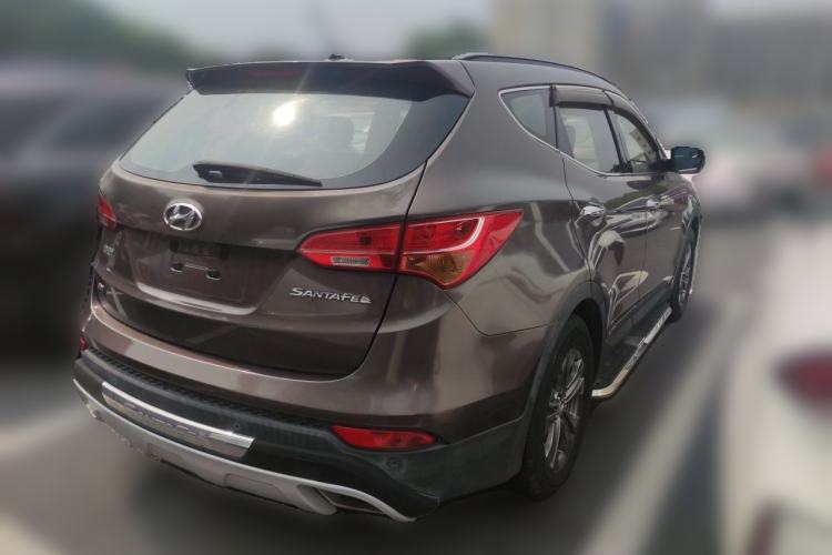 Used Hyundai Santa Fe 2013 2.4L Automatic Two-Wheel Drive Smart Version Rear Right 45 Deg
