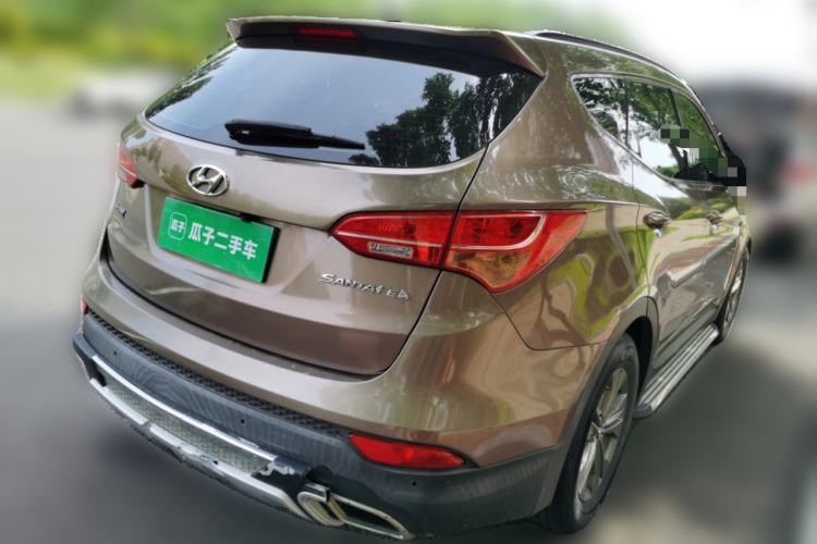 Used Hyundai Santa Fe 2013 2.4L Automatic 2WD Comfort Edition Rear Right 45 Deg