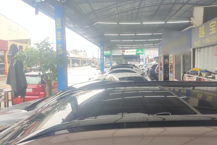 Used Hyundai Santa Fe 2013 2.4L Automatic Two-Wheel Drive Smart Version Roof
