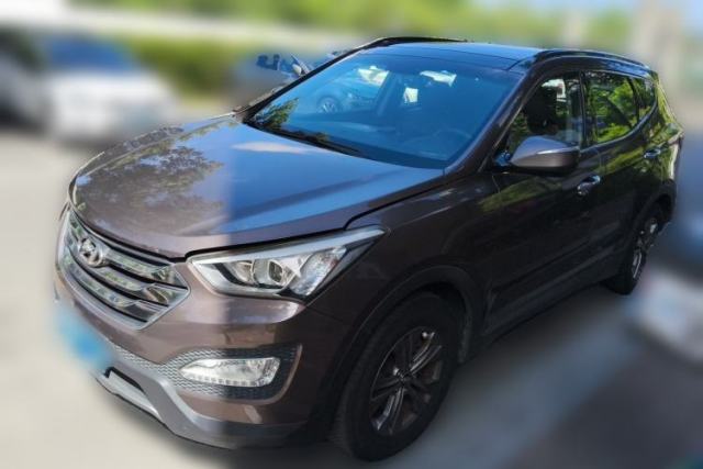 Used Hyundai Santa Fe 2013 2.4L Automatic Two-Wheel Drive Smart Version