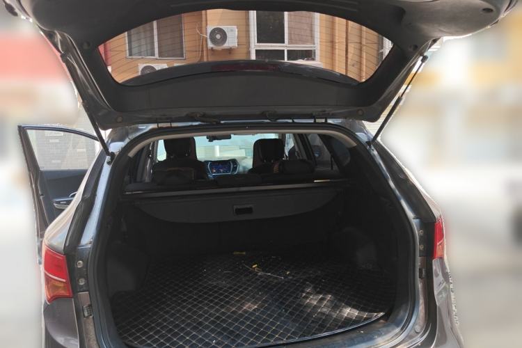 Used Hyundai Santa Fe 2013 2.0T Automatic Two-Wheel Drive Fashion Edition Trunk