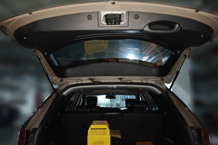 Used Hyundai Santa Fe 2013 2.4L Automatic 2WD Comfort Edition Trunk