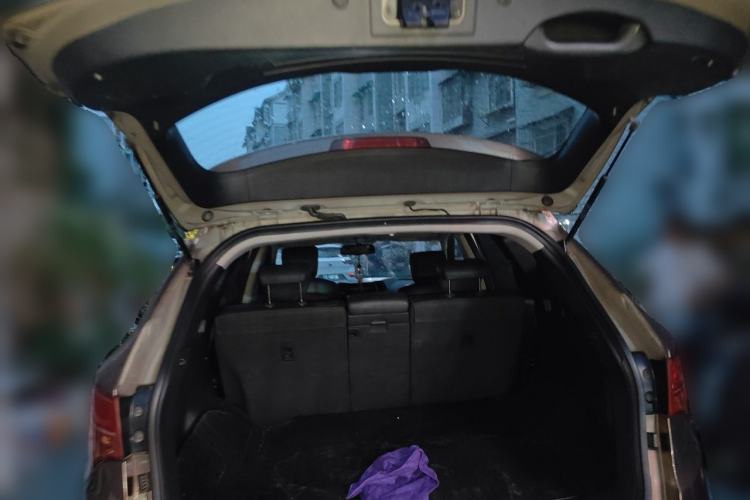 Used Hyundai Santa Fe 2013 2.4L Automatic Two-Wheel Drive Smart Version Trunk