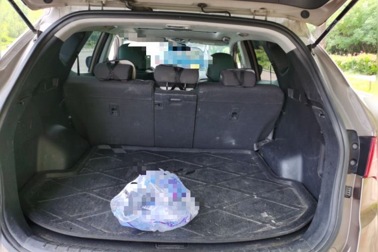 Used Hyundai Santa Fe 2013 2.4L Automatic 2WD Comfort Edition Trunk