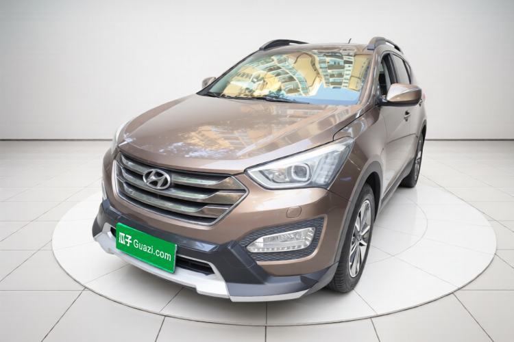 Ojetý Hyundai Santa Fe 2013 Revised Version 2.4L Automatic All-Wheel Drive Luxury Trim Guazi used car, China used car export, Used car for sale, Used  cars, Cheapest cars for sale
