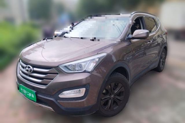 Ojetý Hyundai Santa Fe 2013 2.4L Automatic 2WD Comfort Edition