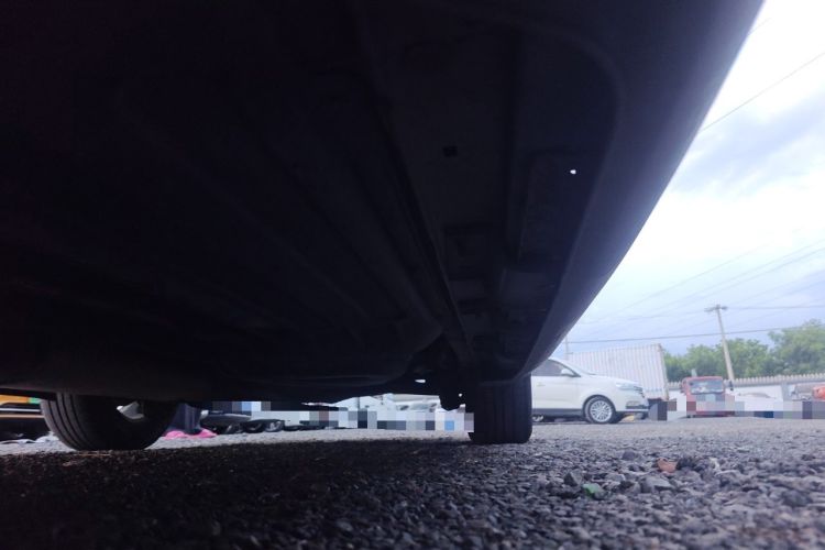 Used Hyundai Santa Fe 2013 2.4L Automatic 4x4 Prestige Edition Chassis Front Left