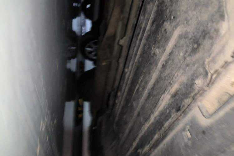 Used Hyundai Santa Fe 2013 2.4L Automatic 2WD Comfort Edition Chassis Front Left