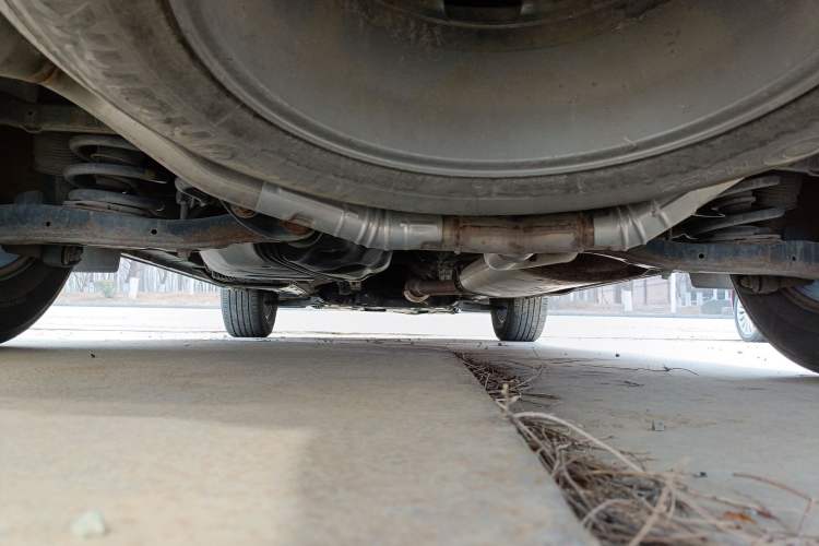 Used Hyundai Santa Fe 2013 2.4L Automatic Two-Wheel Drive Smart Version Chassis Rear