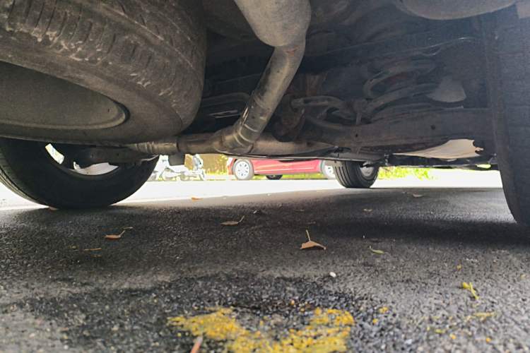 Used Hyundai Santa Fe 2013 2.4L Automatic Two-Wheel Drive Smart Version Chassis Rear Right